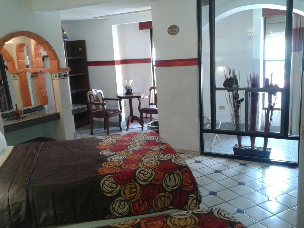 Hotel Terranova Tampico Rum bild