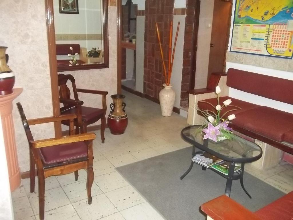 Hotel Terranova Tampico Exteriör bild