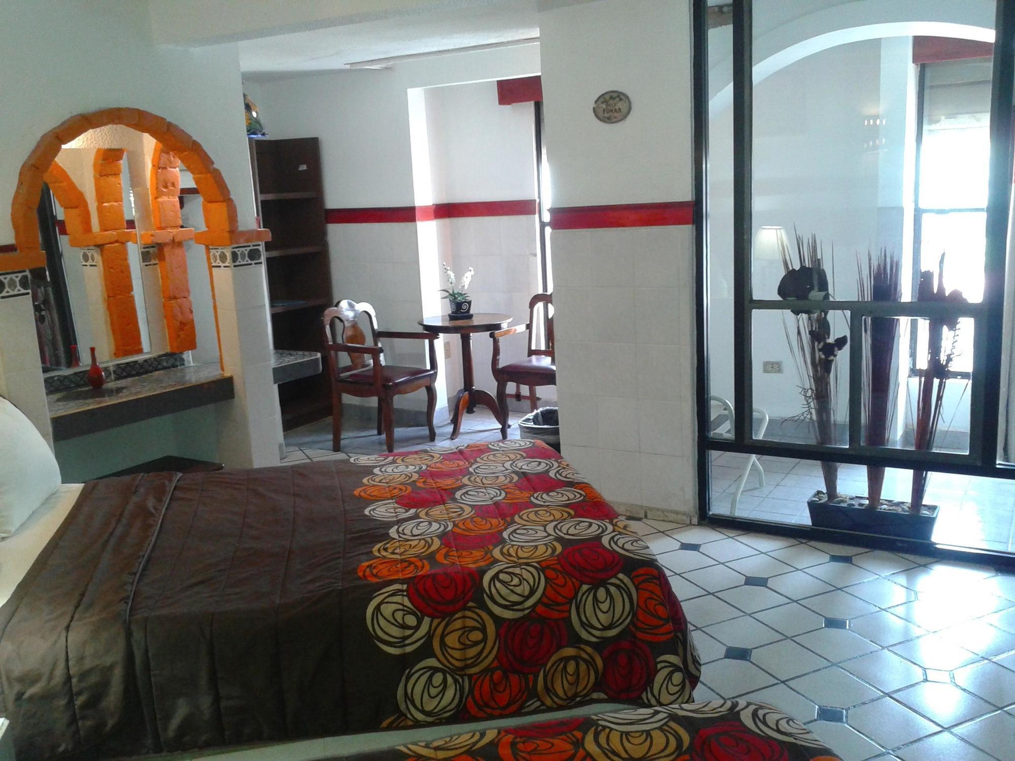 Hotel Terranova Tampico Exteriör bild
